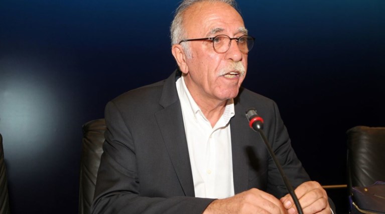 Βίτσας για άδειες:Θέμα δεν είναι το Πόθεν Εσχες αν υπάρχει ζεστό χρήμα!