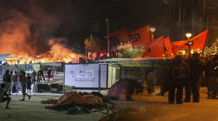 Στο έλεος  των μπαχαλάκηδων & της Χ.Αυγής το προσφυγικό