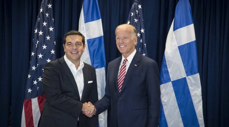 Τσίπρας σε Μπάιντεν: Σταθερή & βιώσιμη λύση για το χρέος