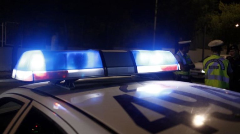 Εμβόλισε περιπολικό φωνάζοντας «Αλλαχού Ακμπάρ»
