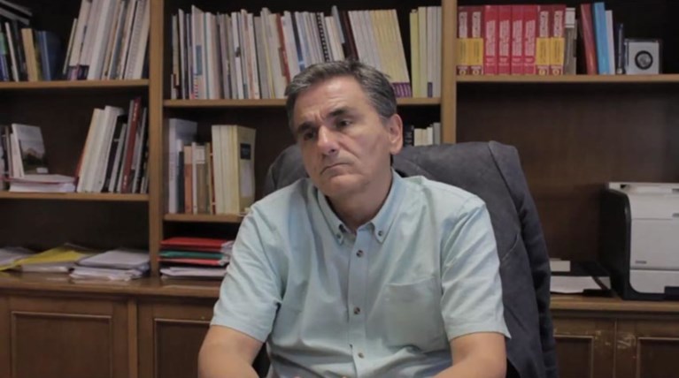 Τσακαλώτος: Περήφανοι με τους συμβιβασμούς μας