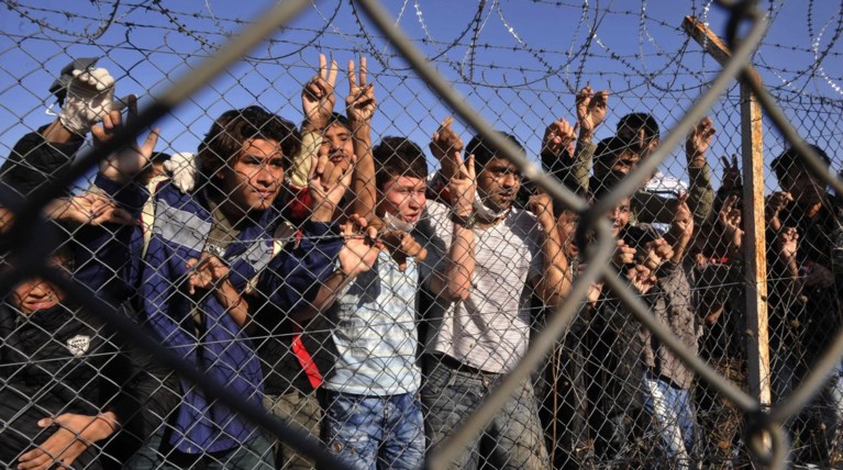 Διπλάσιοι πρόσφυγες από τον αρχικό σχεδιασμό στα νησιά