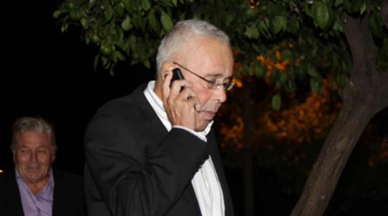 "Ασε με να φύγω" είπε ο Ζουράρις στον Τσίπρα μετά μουσικής