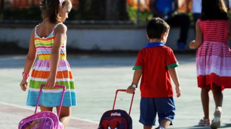 Κουδούνι σήμερα για 1500 προσφυγόπουλα σε 20 σχολεία