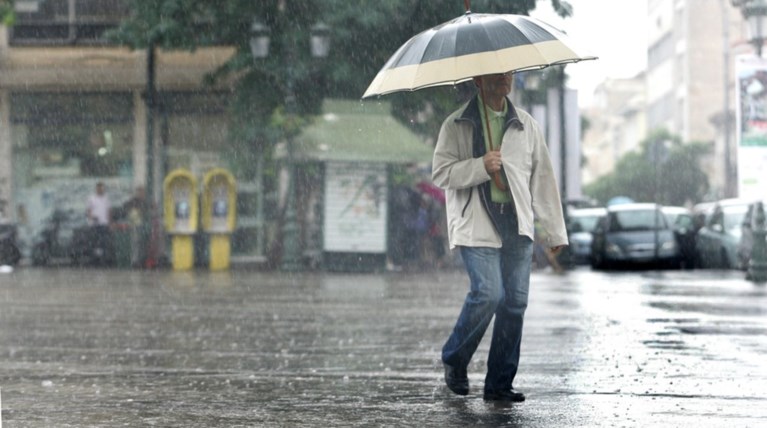 Βροχές, καταιγίδες & σκόνη από την Αφρική
