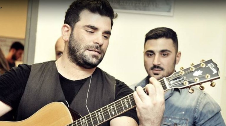 To σχόλιο του αδερφού του Παντελίδη στην προκλητική ανάρτηση της Αρναούτη
