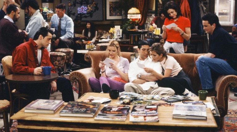 Ο αγαπημένος χαρακτήρας των Friends μόλις αποκαλύφθηκε και είναι ο/η...