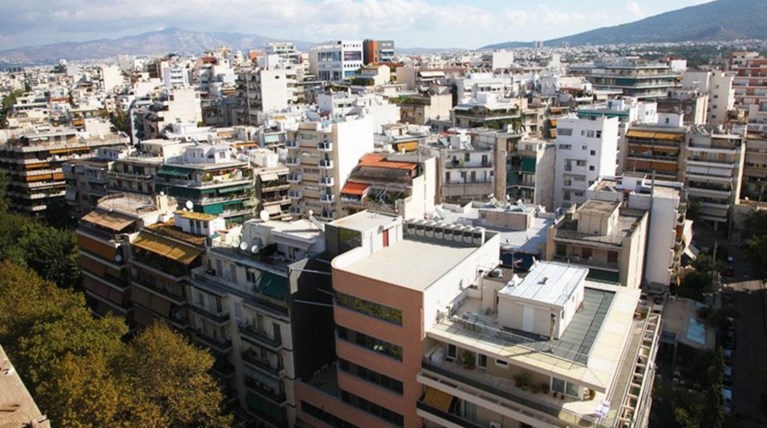 Σφοδρή πολιτική σύγκρουση για τους πλειστηριασμούς