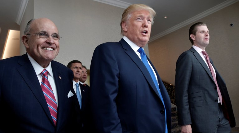 Πρώην στέλεχος του Τραμπ: Είναι ο απόλυτος σεξιστής