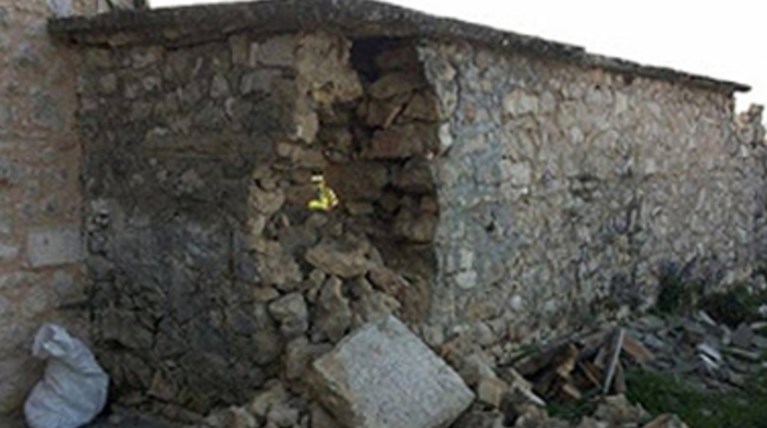 Ζημιές σε μοναστήρι από το σεισμό των 5,3 ρίχτερ στα Ιωάννινα