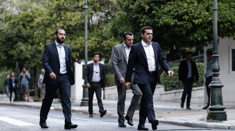 «Ενα βήμα εμπρός,δυο πίσω» μετά από τα αγκάθια σε Βουλή & ΣτΕ