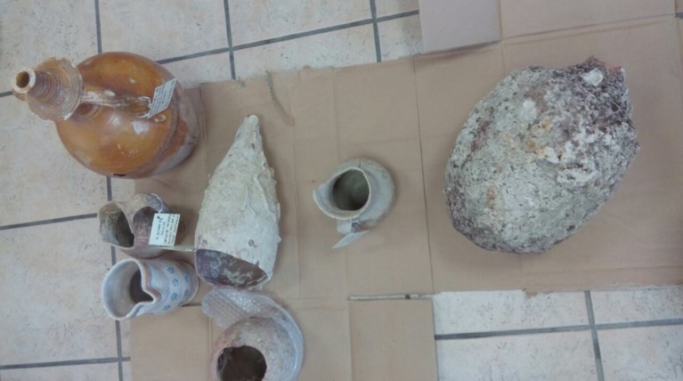 «Βούτηξε» τον αρχαίο θησαυρό της νεκρής θείας και τον συνέλαβαν