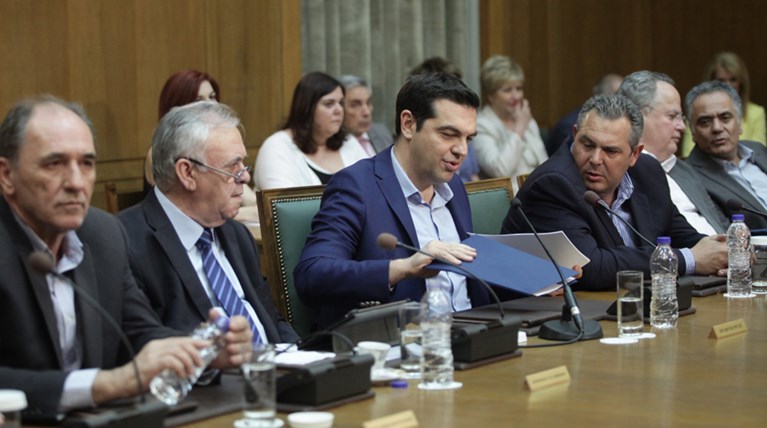 Ανασχηματισμός εξπρές για την αλλαγή πολιτικού κλίματος