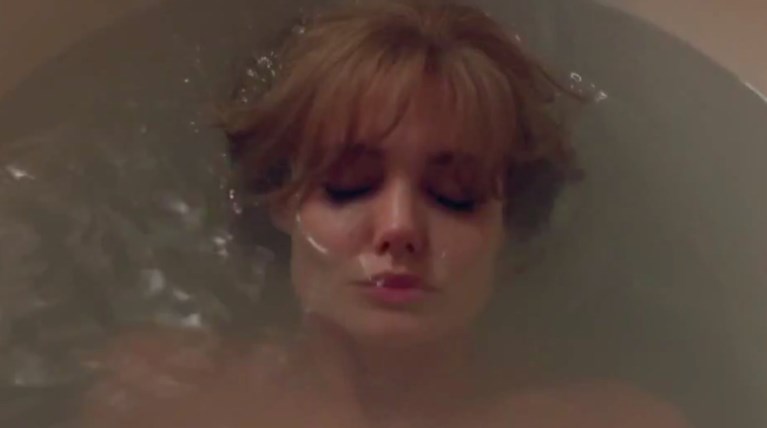 Η Αντζελίνα Τζολί κάνει αποκαλύψεις στη νέα της ταινία