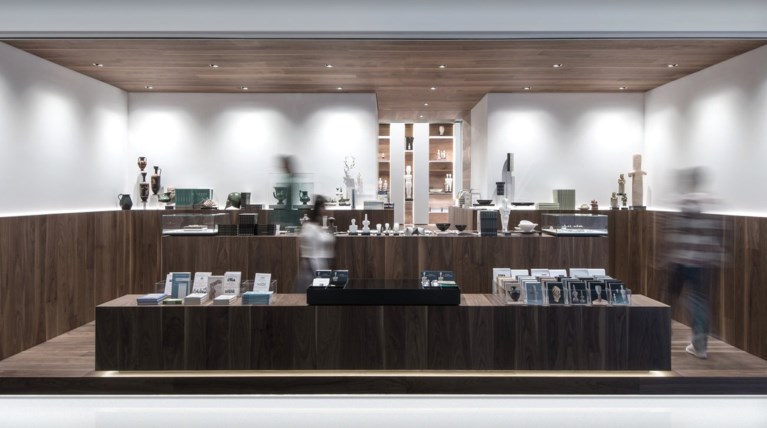 Κάντε μια βόλτα στο νέο Cycladic Shop