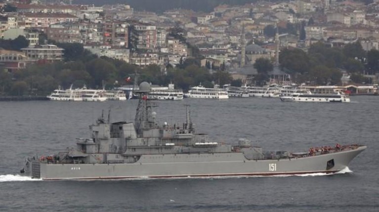 Έξαλλη η Τουρκία με τη Ρωσία: Στρατιώτης σημάδευε την Κωνσταντινούπολη