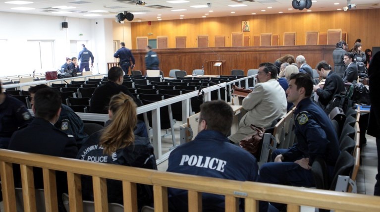 «Έστησαν» το δικαστήριο οι συνήγοροι του Ρουπακιά