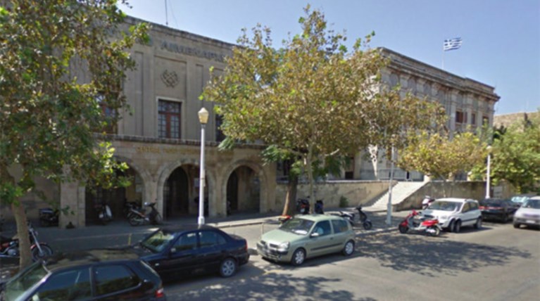 Θρίλερ με δύο υπόπτους για πιθανές σχέσεις με τον ISIS