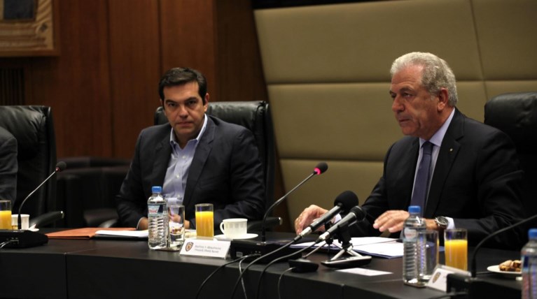 Handelsblatt τα πρόσωπα του 2015: Απογοήτευσαν Τσίπρας & Αβραμόπουλος