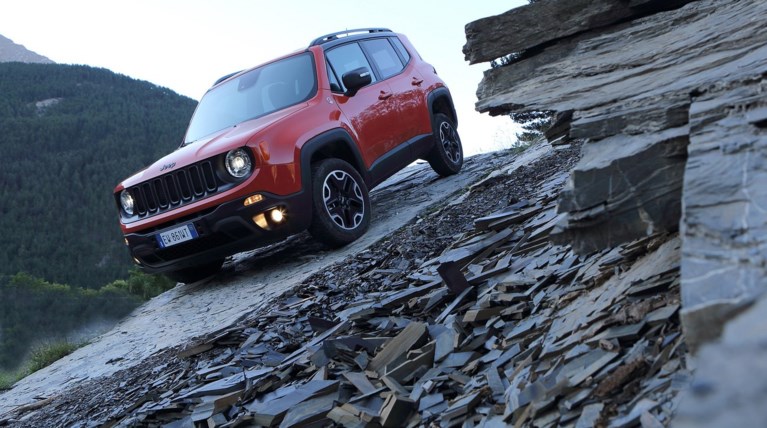 Jeep Renegade: Ψηφίστηκε ως το ελληνικό αυτοκίνητο της χρονιάς 2016!