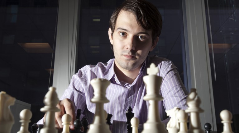 Συνελήφθη ο CEO που αύξησε την τιμή του φαρμάκου για το AIDS