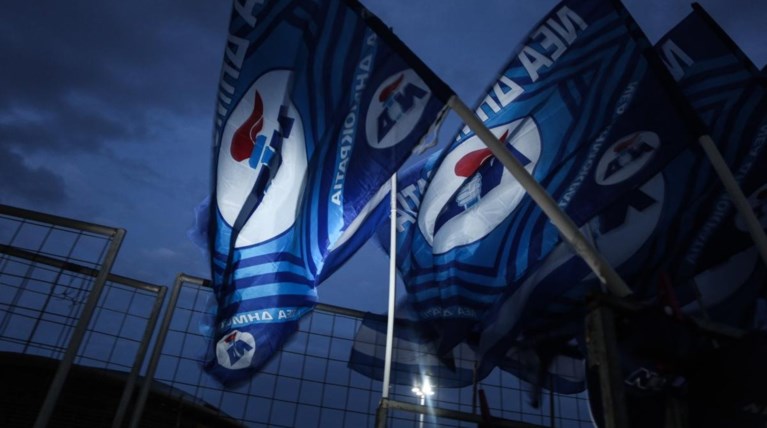 Kρυφά «ειδύλλια» και φανερές κόντρες πάνω από την κάλπη