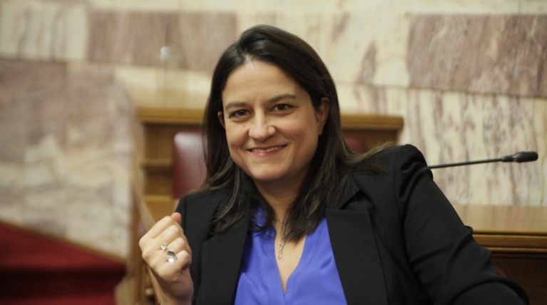«Αντάρτικο» στη ΝΔ υπέρ του συμφώνου συμβίωσης