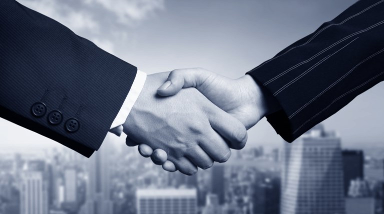 CNBC: Αυτά είναι τα 10 μεγαλύτερα επιχειρηματικά deals του 2015