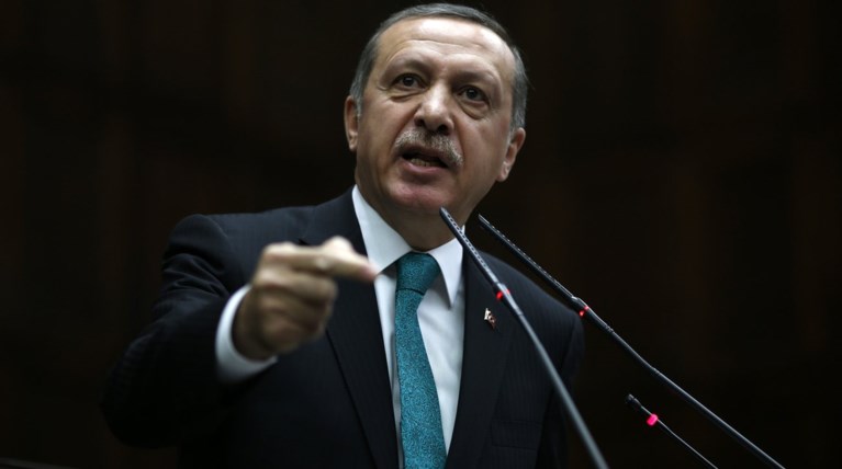 O Ερντογάν κατηγορεί τώρα το Ιράν για τη Συρία