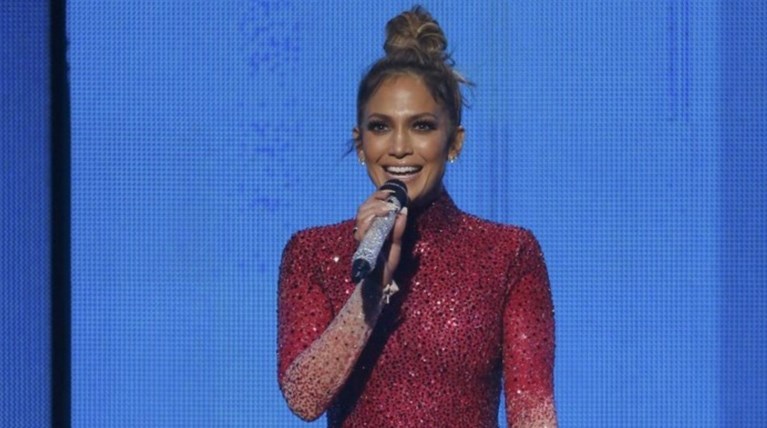 Η Λόπεζ στην πίστα με τα παιδιά της! Δείτε πόσο της μοιάζει η κόρη της