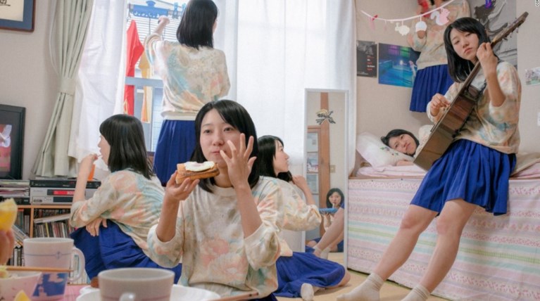 Οι απίστευτες φωτογραφίες των... άλλων μας εαυτών