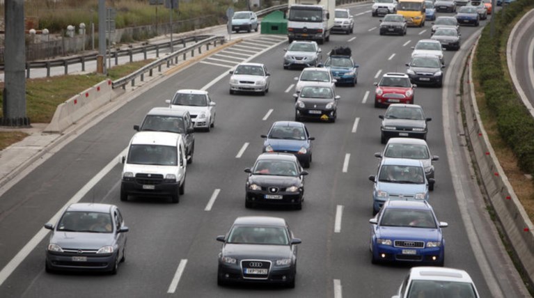 Διορία μέχρι αύριο για την πληρωμή τελών κυκλοφορίας & κατάθεσης πινακίδων