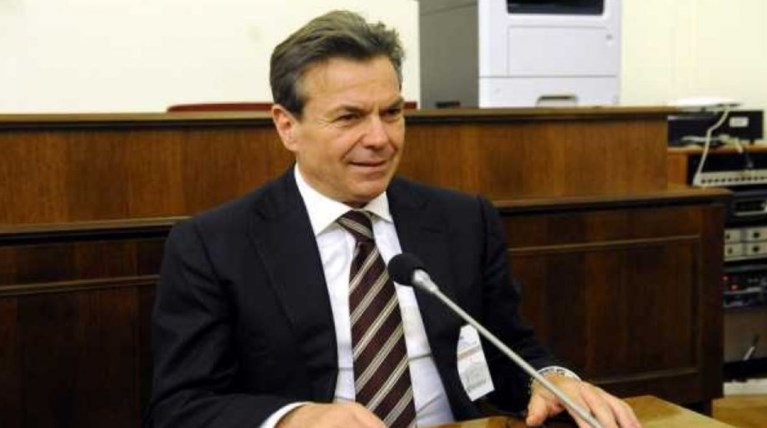 Σκέψεις να εξαιρεθούν τα μπλοκάκια από την αύξηση εισφορών