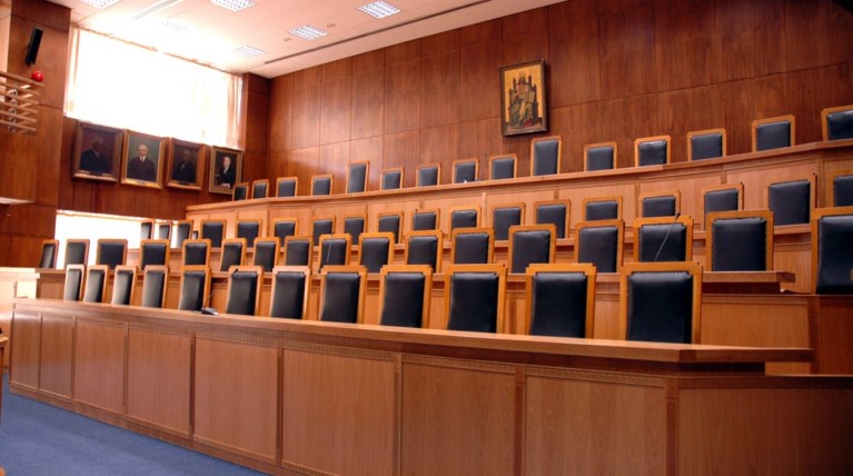 Συνέχεια στη διαμάχη για την τροπολογία Παπαγγελόπουλου