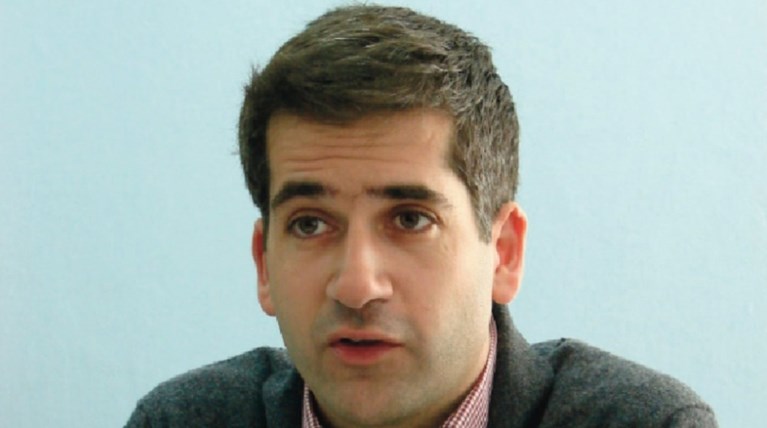 Το «μπράβο» του Κώστα Μπακογιάννη στον θείο του Κυριάκο