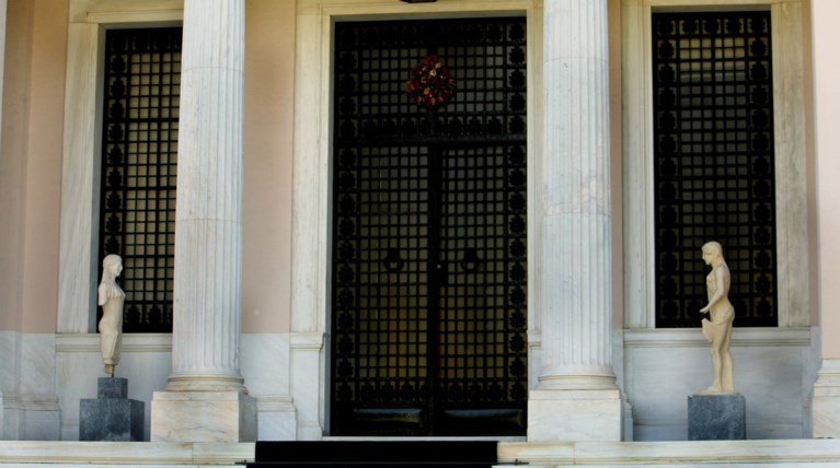 Focus: Διορισμοί για «συγγενείς και φίλους» της κυβέρνησης Τσίπρα-Καμμένου