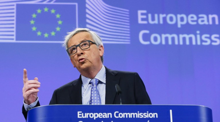 Γιούνκερ: H E.E δεν έχει κάνει σχεδόν τίποτα για το προσφυγικό