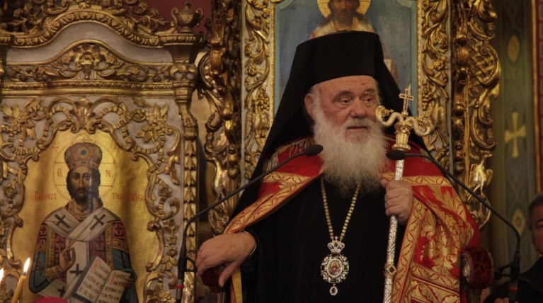 Ιερώνυμος για καύση νεκρών: Ο καθένας αναλαμβάνει την ευθύνη του
