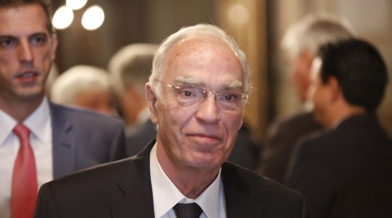 Ο Λεβέντης επιμένει:Θα διαλυθούν Ποτάμι & ΠΑΣΟΚ
