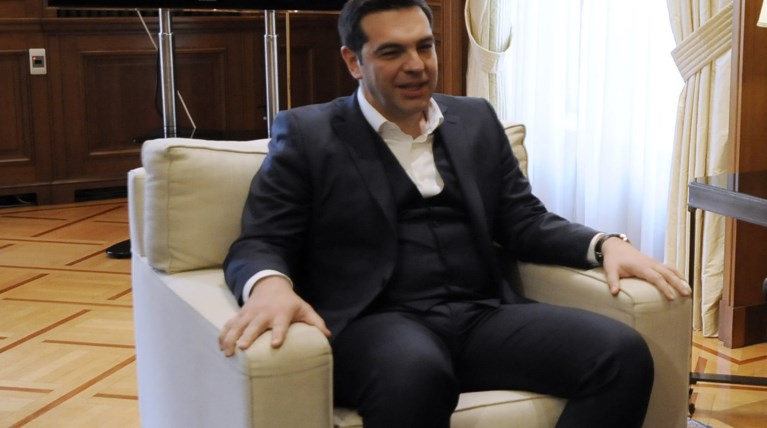 Αλέξης Τσίπρας:Από την ποσέτ το γύρισε στο γιλέκο (πάντα άνευ γραβάτας)