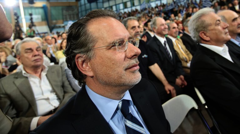 ΝΔ: Περιμένουμε την απάντηση Τσίπρα στον Βαρουφάκη