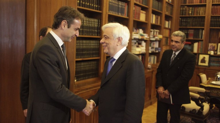 Μητσοτάκης σε Παυλόπουλο: Θα είμαστε υπεύθυνη αντιπολίτευση