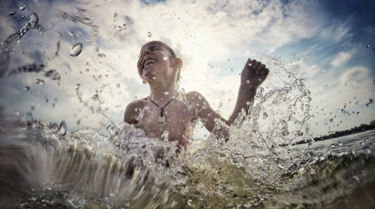 Έκαναν ταξίδι 28.000 χλμ. με το 4χρονο γιο τους για να γνωρίσει τον κόσμο