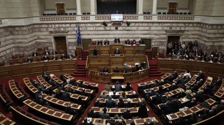 Νέα ερώτηση 39 βουλευτών της ΝΔ για τους μετακλητούς του ΣΥΡΙΖΑ: