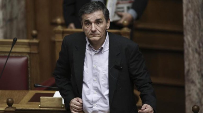 Τσακαλώτος:Δεν μπορεί να μειωθούν κι άλλο οι συντάξεις