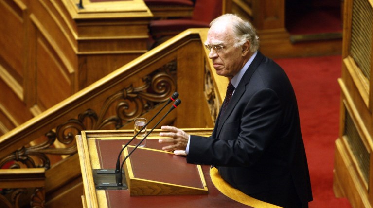 Λεβέντης: Ο Τσίπρας κατέβασε τα παντελόνια και τα υπέγραψε όλα