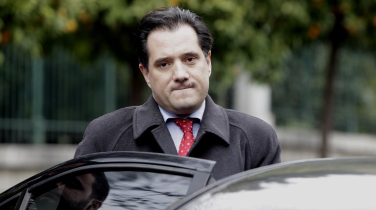 Αδωνις: Εγώ είμαι "κοτούλα" ή ο Λάκης;