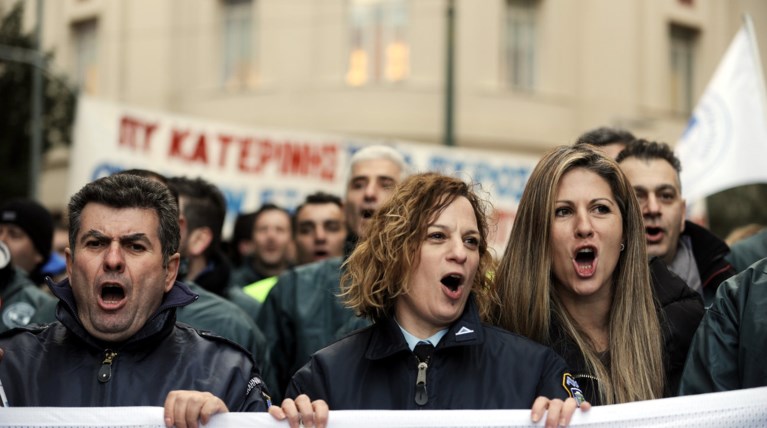 Και οι ένστολοι στους δρόμους για το ασφαλιστικό