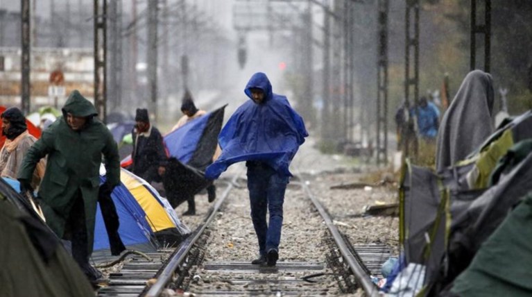 FAZ για προσφυγικό: H Eλλάδα μόνη μεταξύ ΕΕ και Τουρκίας