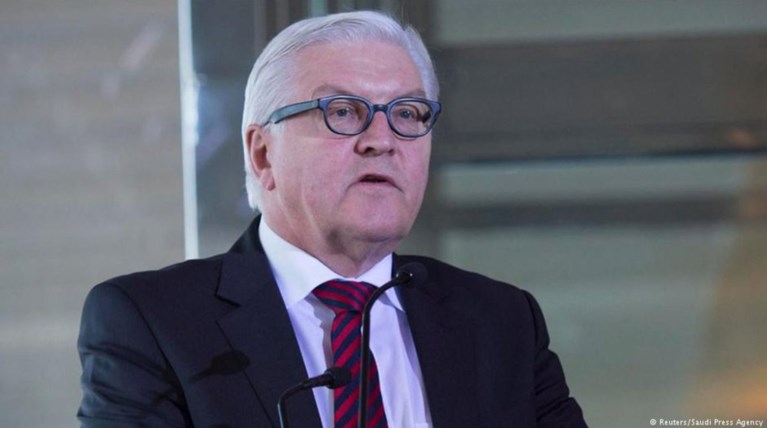 Σταϊνμάγερ: Μικρή βοήθεια το ΝΑΤΟ στην προσφυγική κρίση